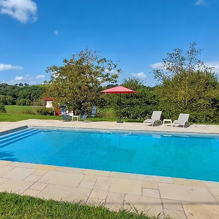 In With Private Swimming Pool, Be Inside Or Outside *